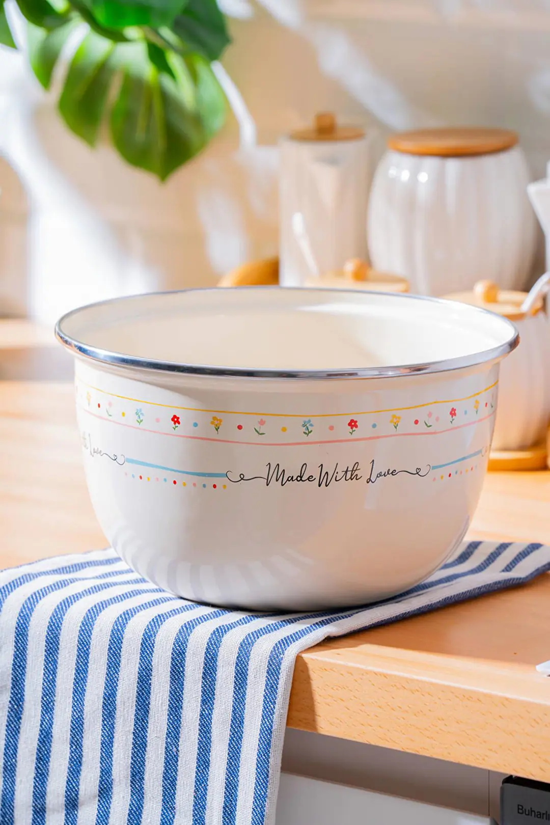 Ürün görseli: Acar Made With Love Emaye Karıştırma Kabı 24CM